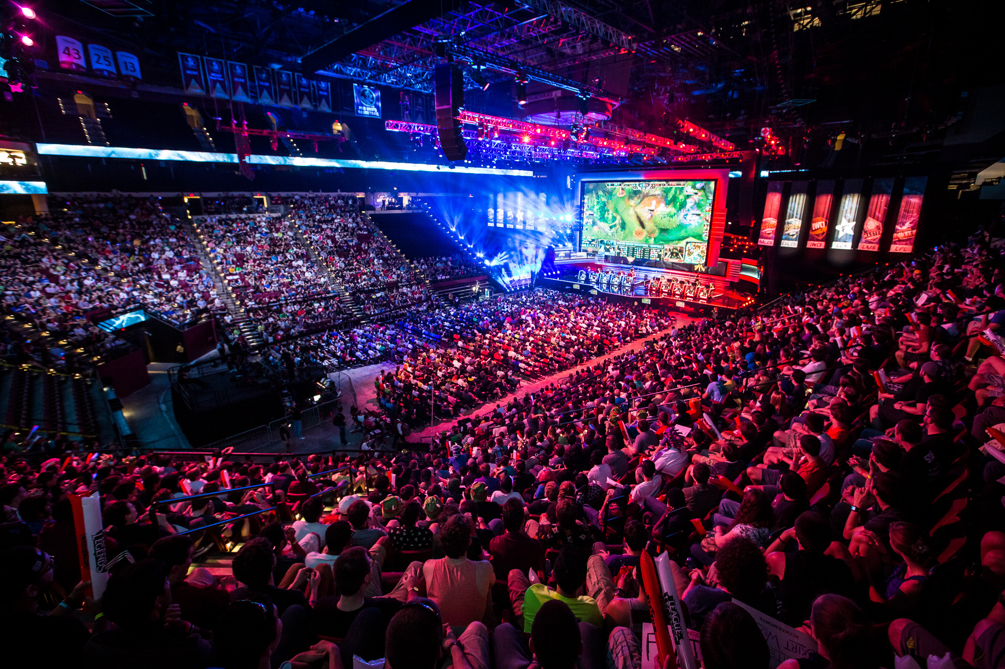 见证了个人 见证了个人